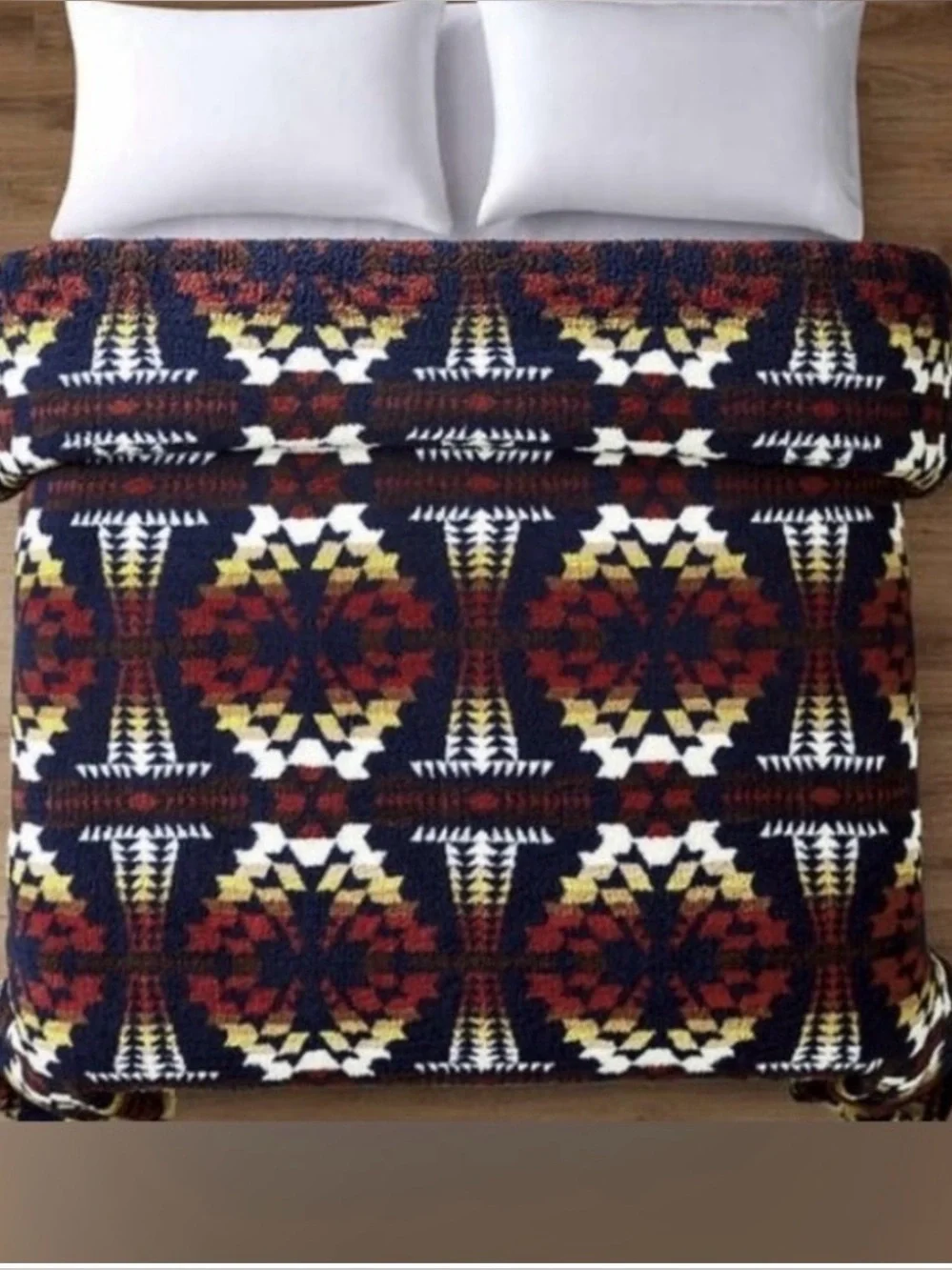 Pendelton Sherpa Fleece Blanket King Size Legend Lake Aztec Southwest Reversible